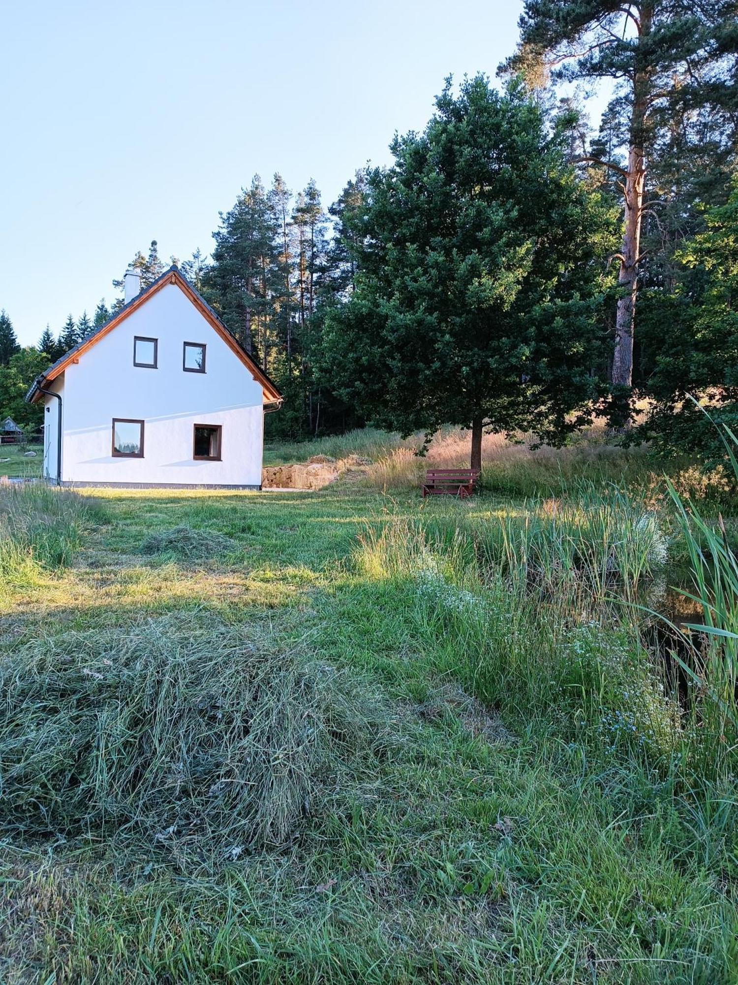 Nová Bystřice Klidna Lokalita Na Kraji Lesa, Cely Dum S Uschovnu Kol 빌라 객실 사진